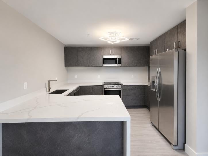 543 Peachers Mill Rd 110