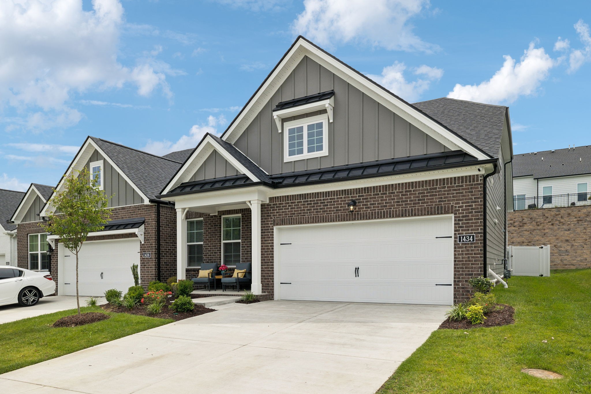 1434 Autumn Leaf Ln