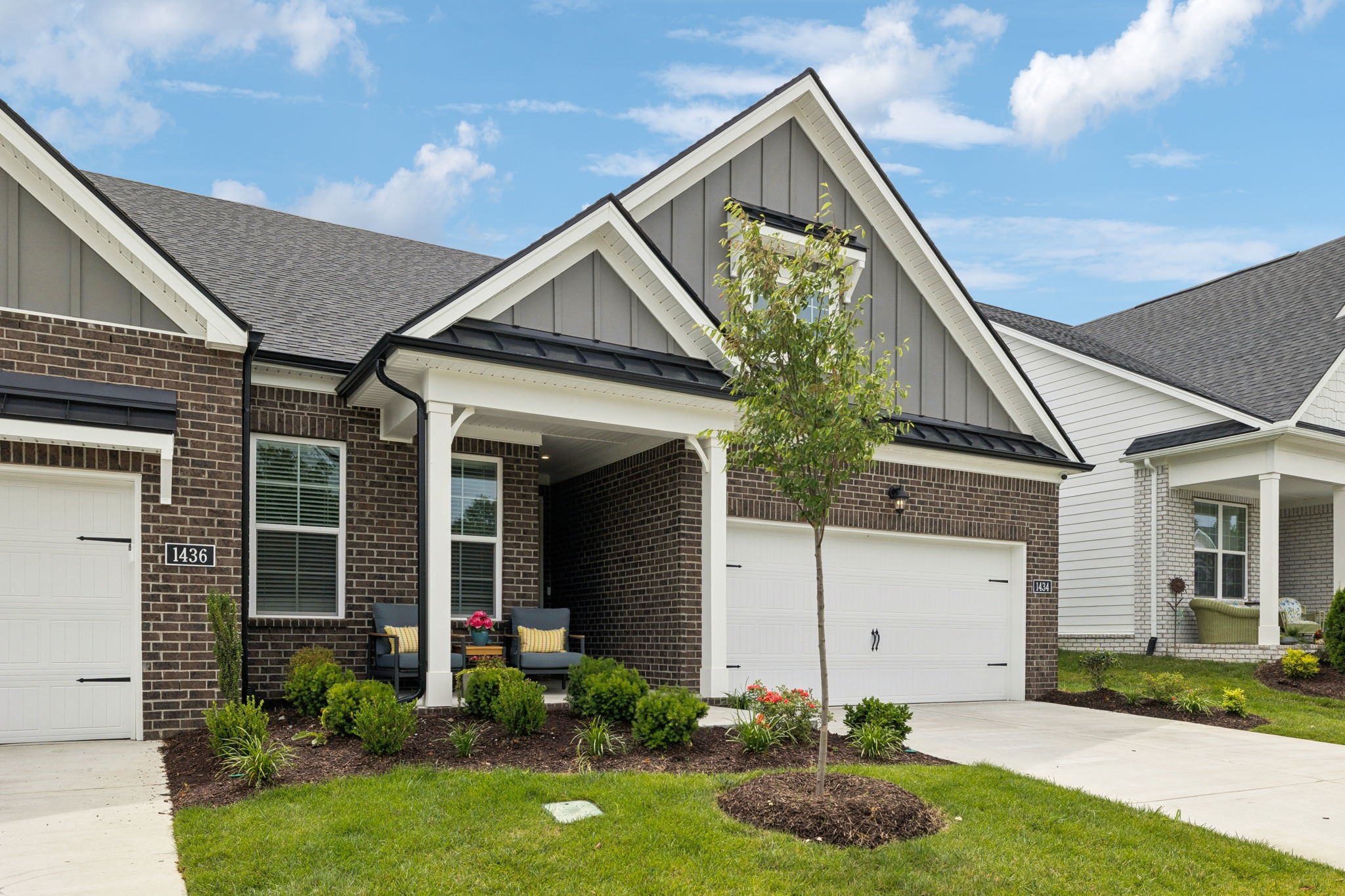 1434 Autumn Leaf Ln