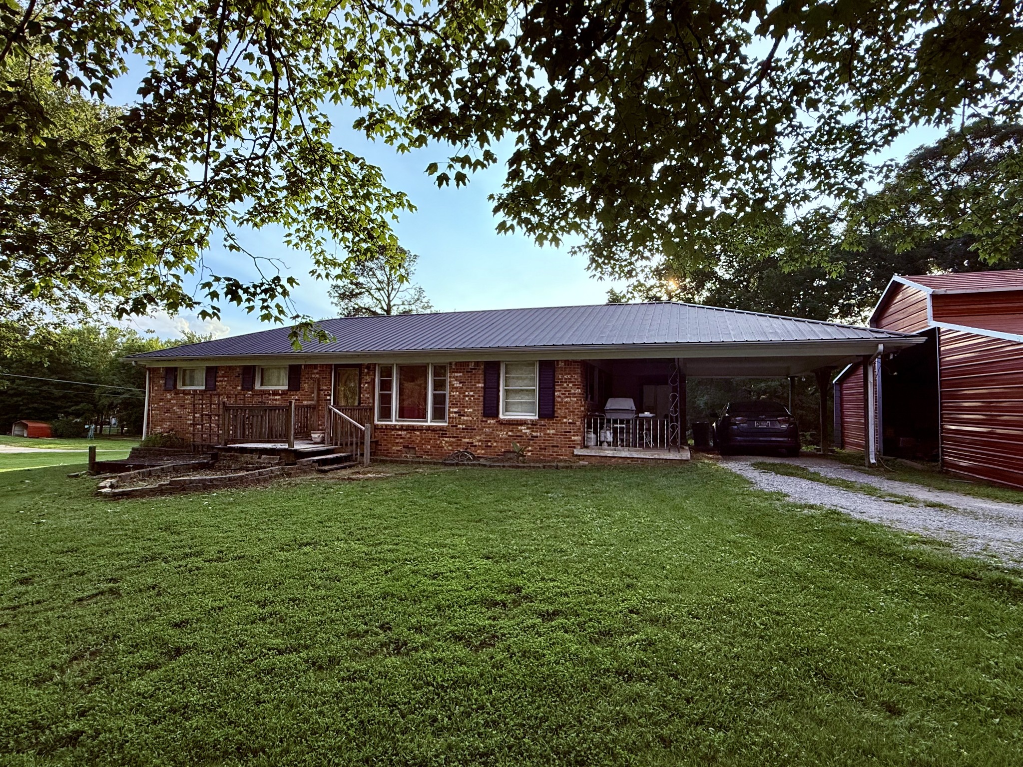 4701 Highway 100