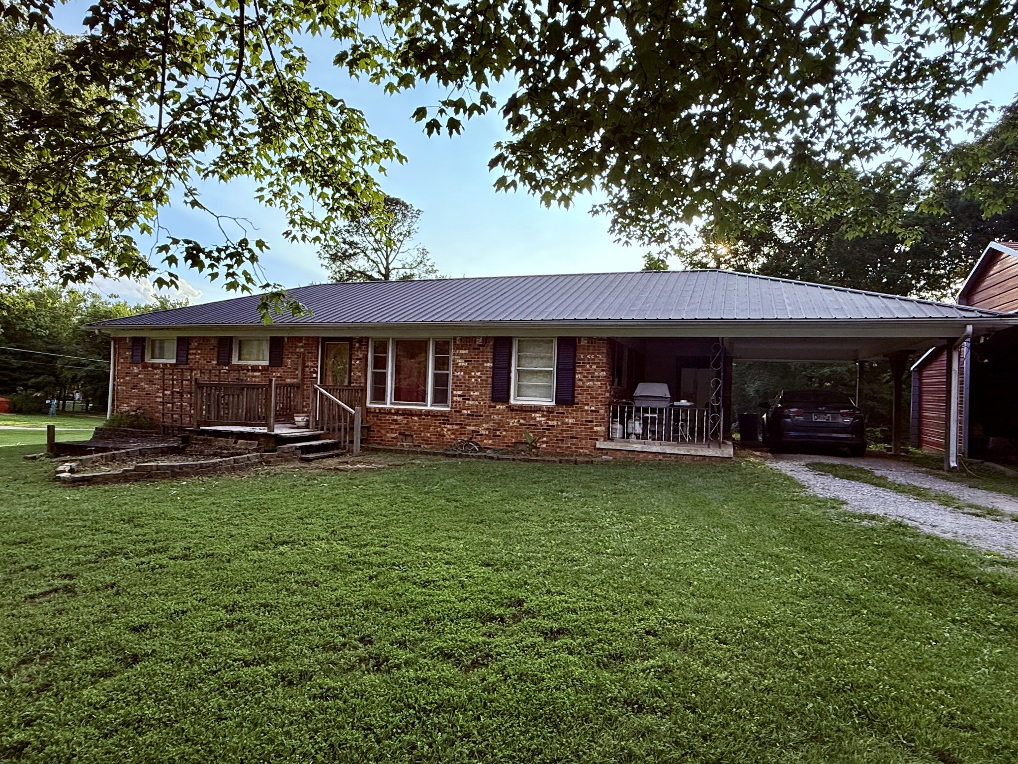 4701 Highway 100