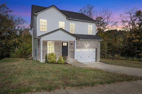 1125 Racker Dr Clarksville TN 37043