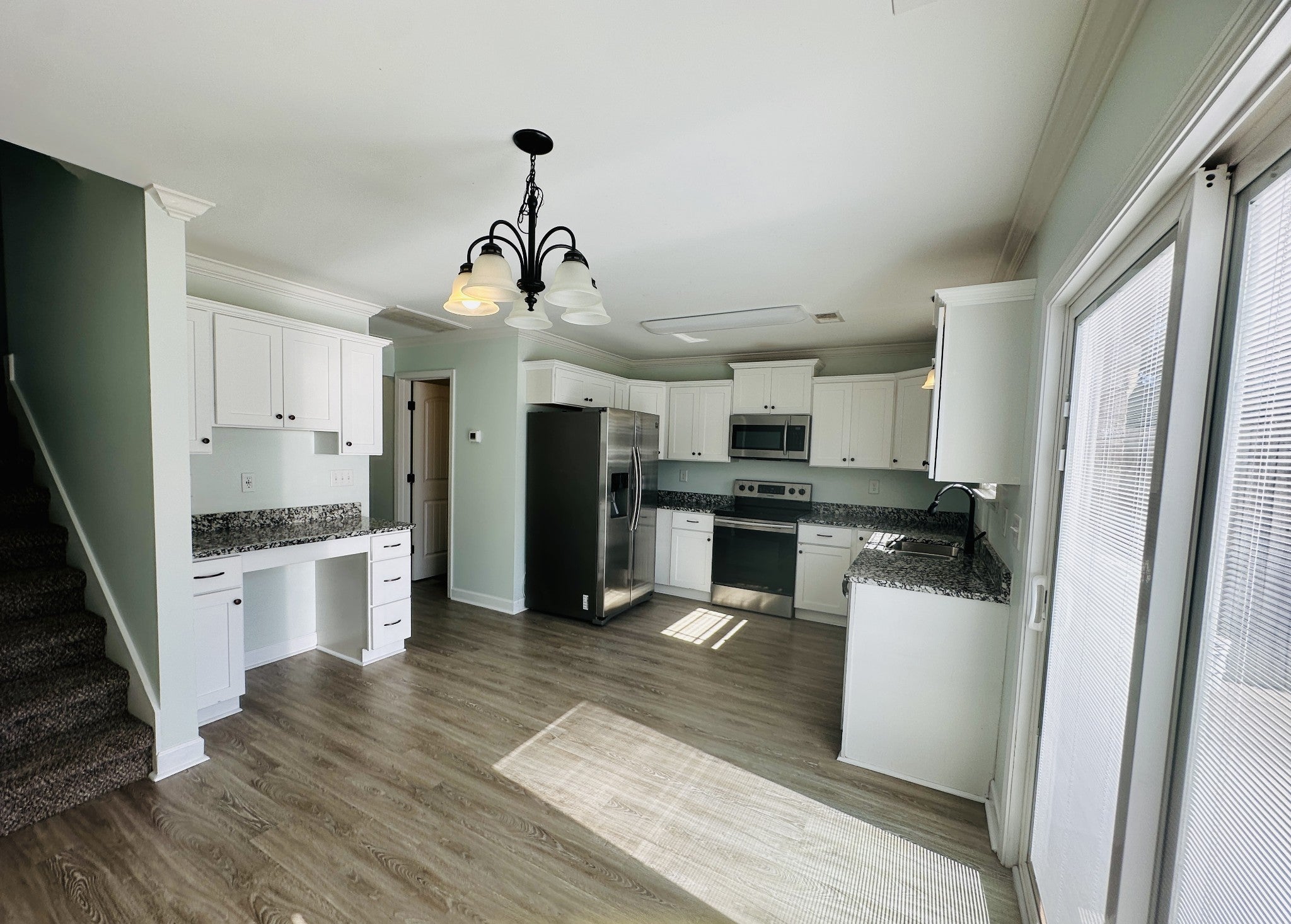 935 Bluebird Rd