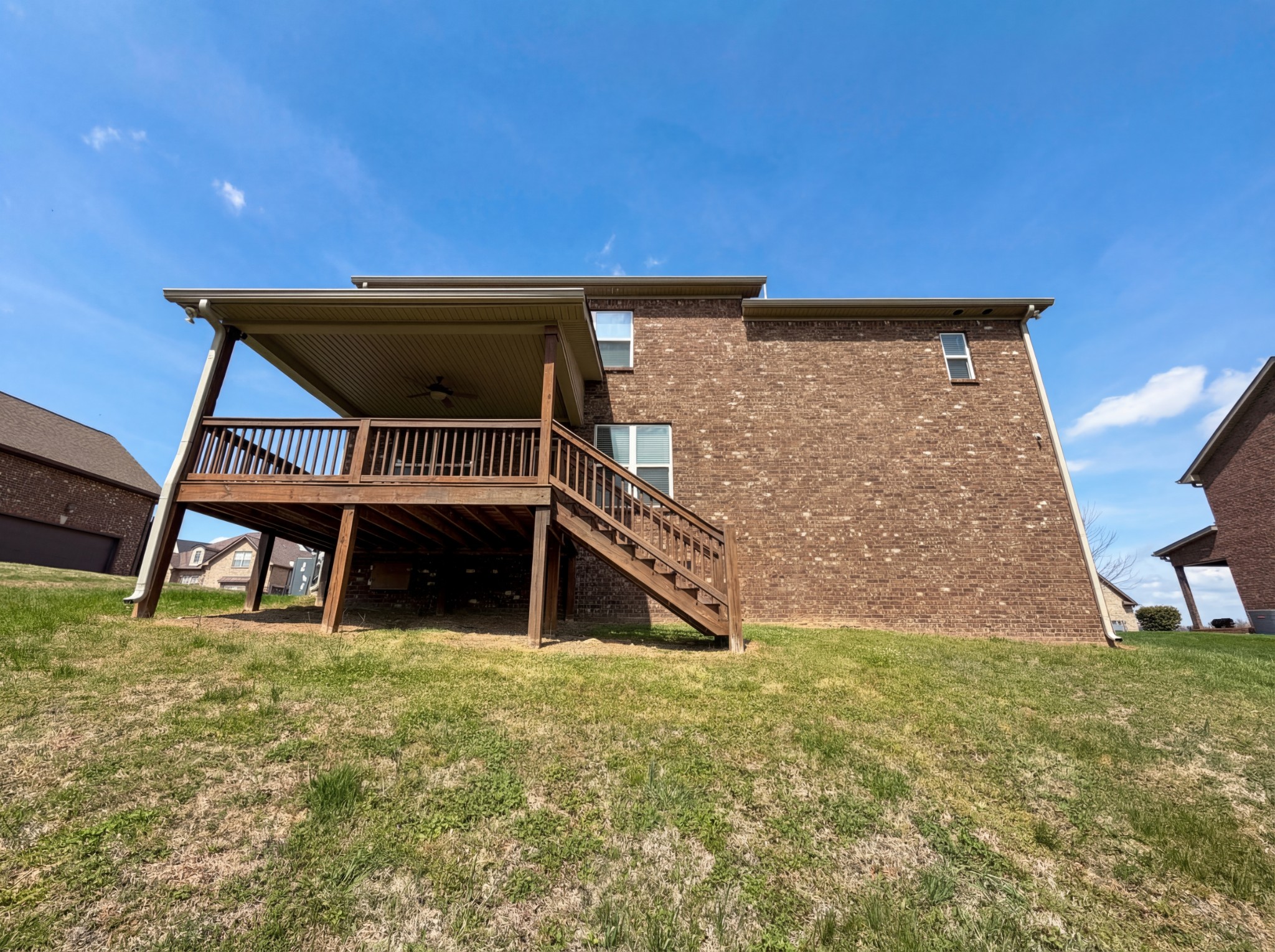 210 Hickory Pointe Dr