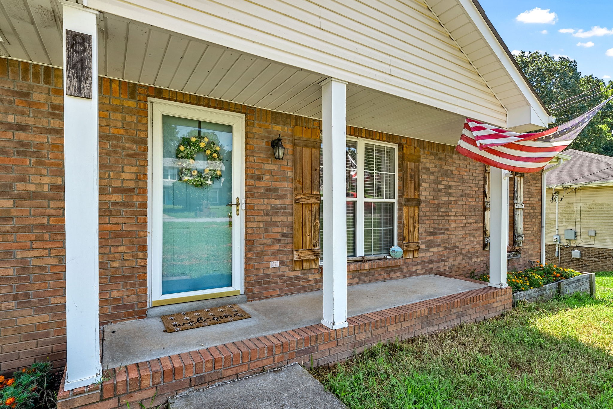 841 Lennox Rd