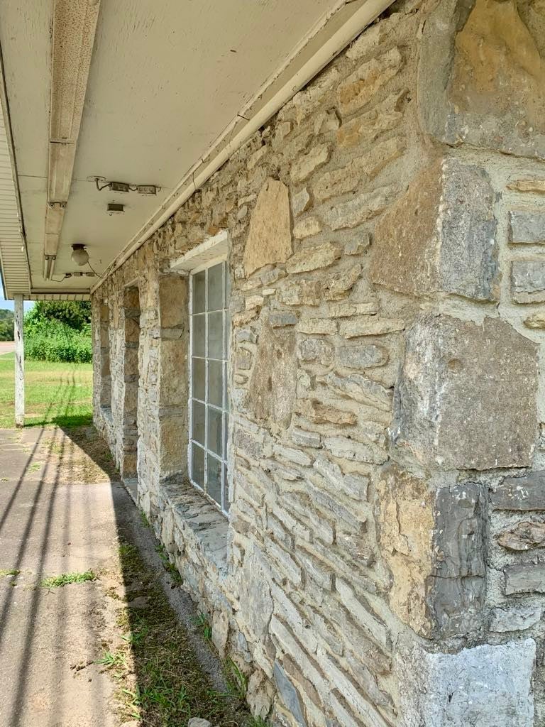 1764 Winchester Hwy