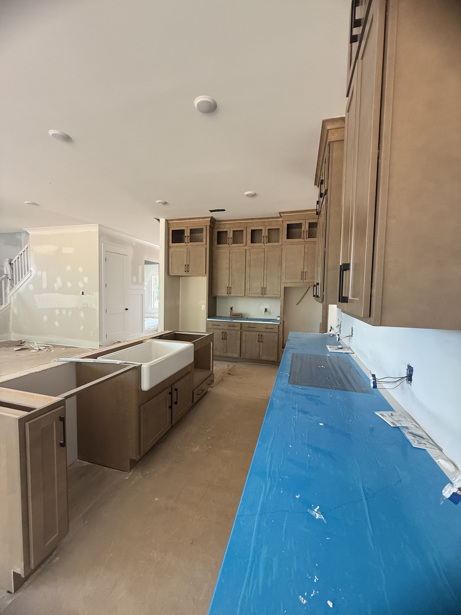 7253 Fairlawn Drive