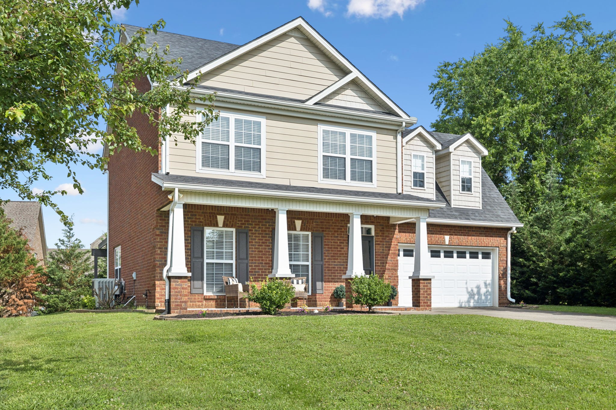 5239 Starnes Dr