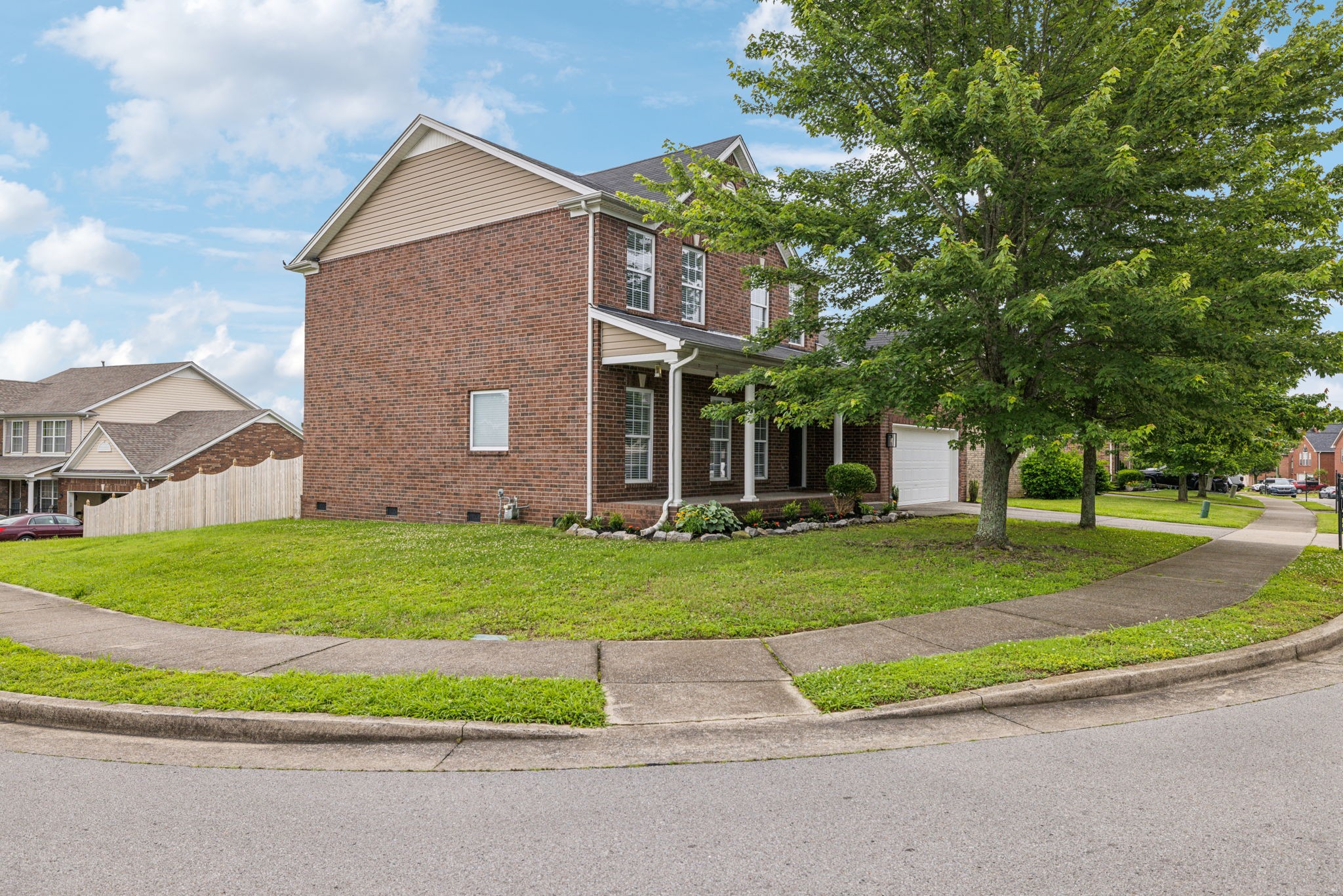 6443 Sunnywood Dr
