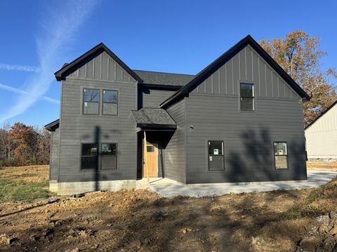 133 Cripps Ln Smithville TN 37166