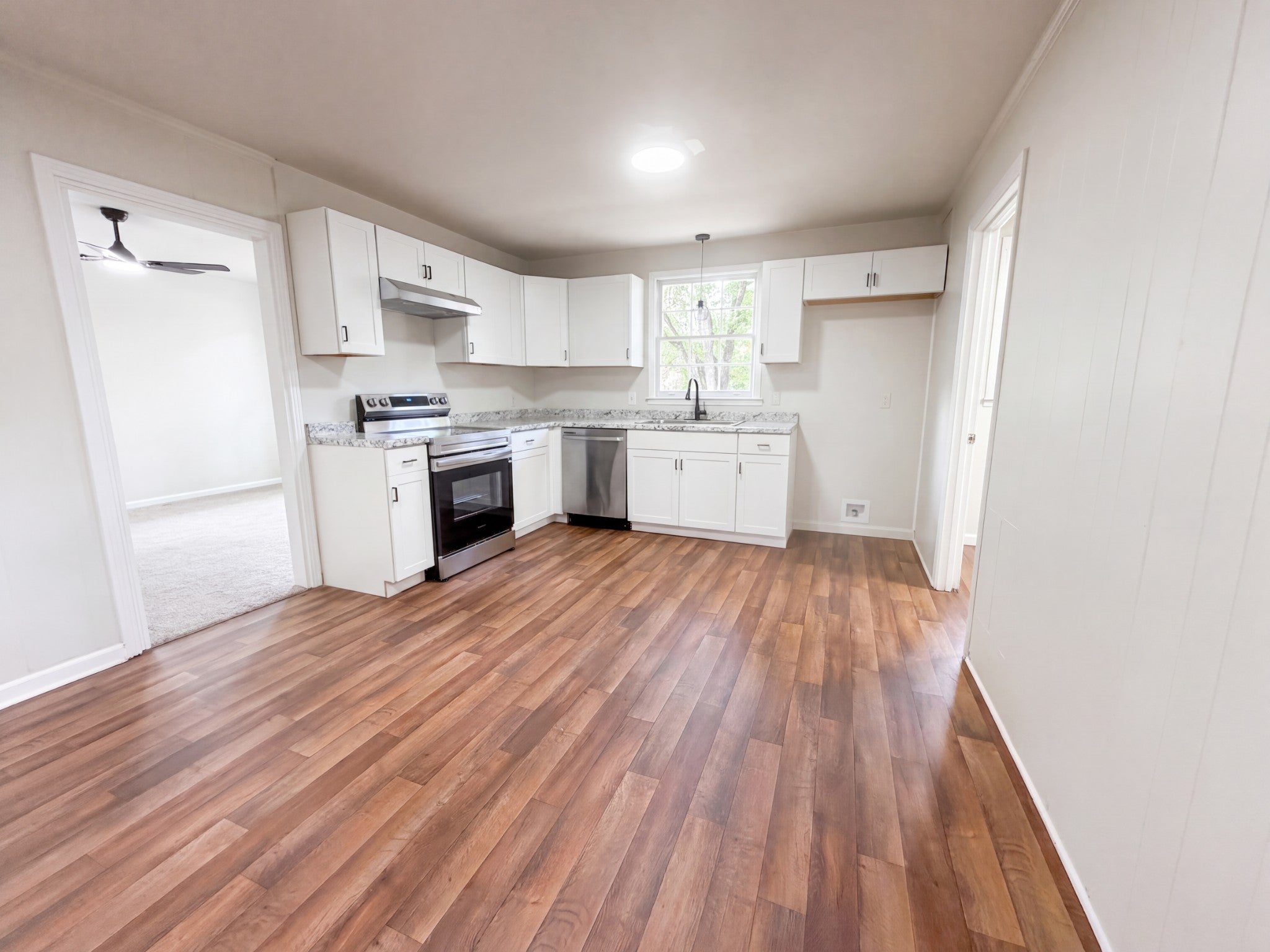 1004 Glenview Dr