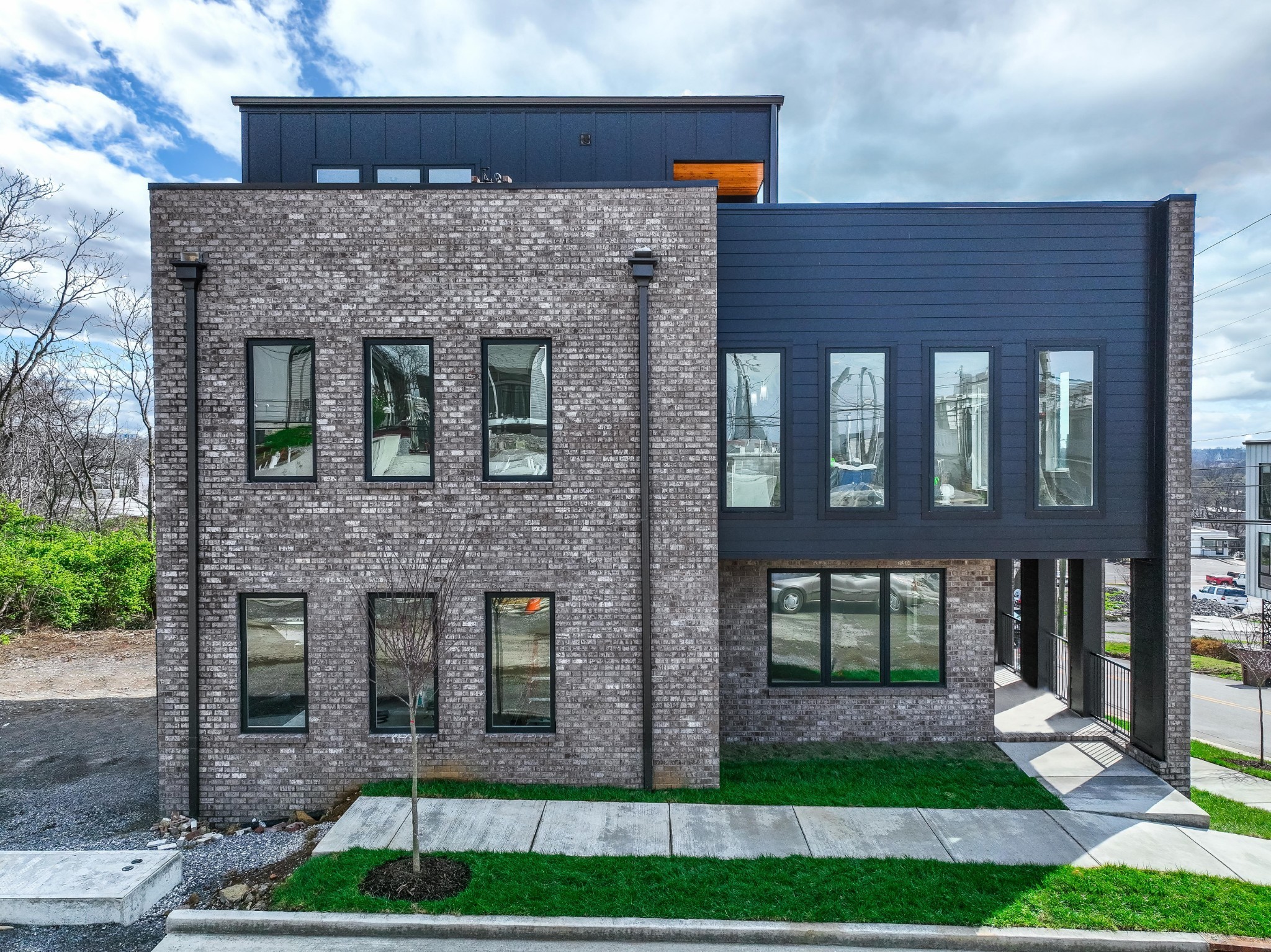 11 Fern Ave