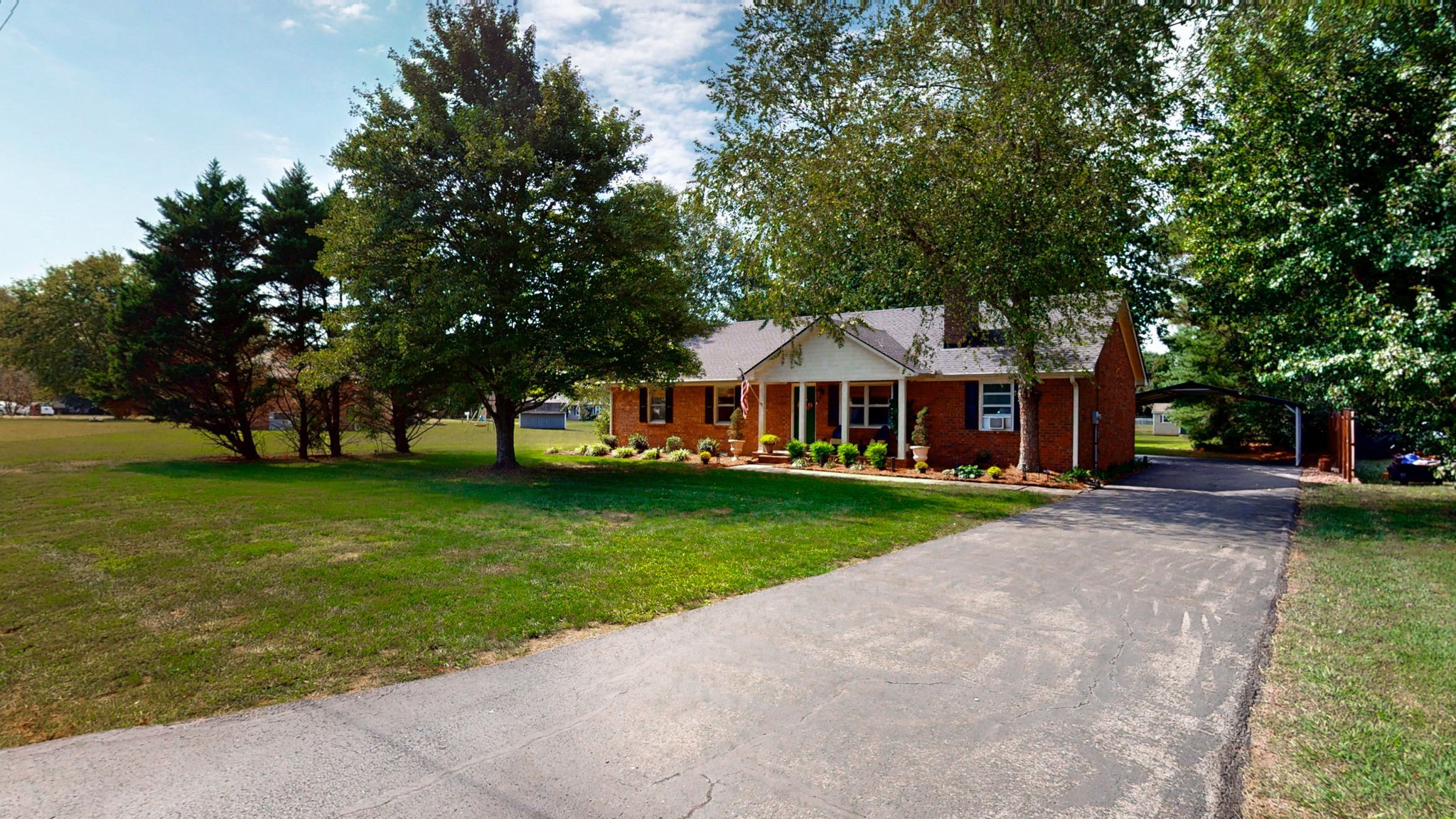 3903 Country Park Ln