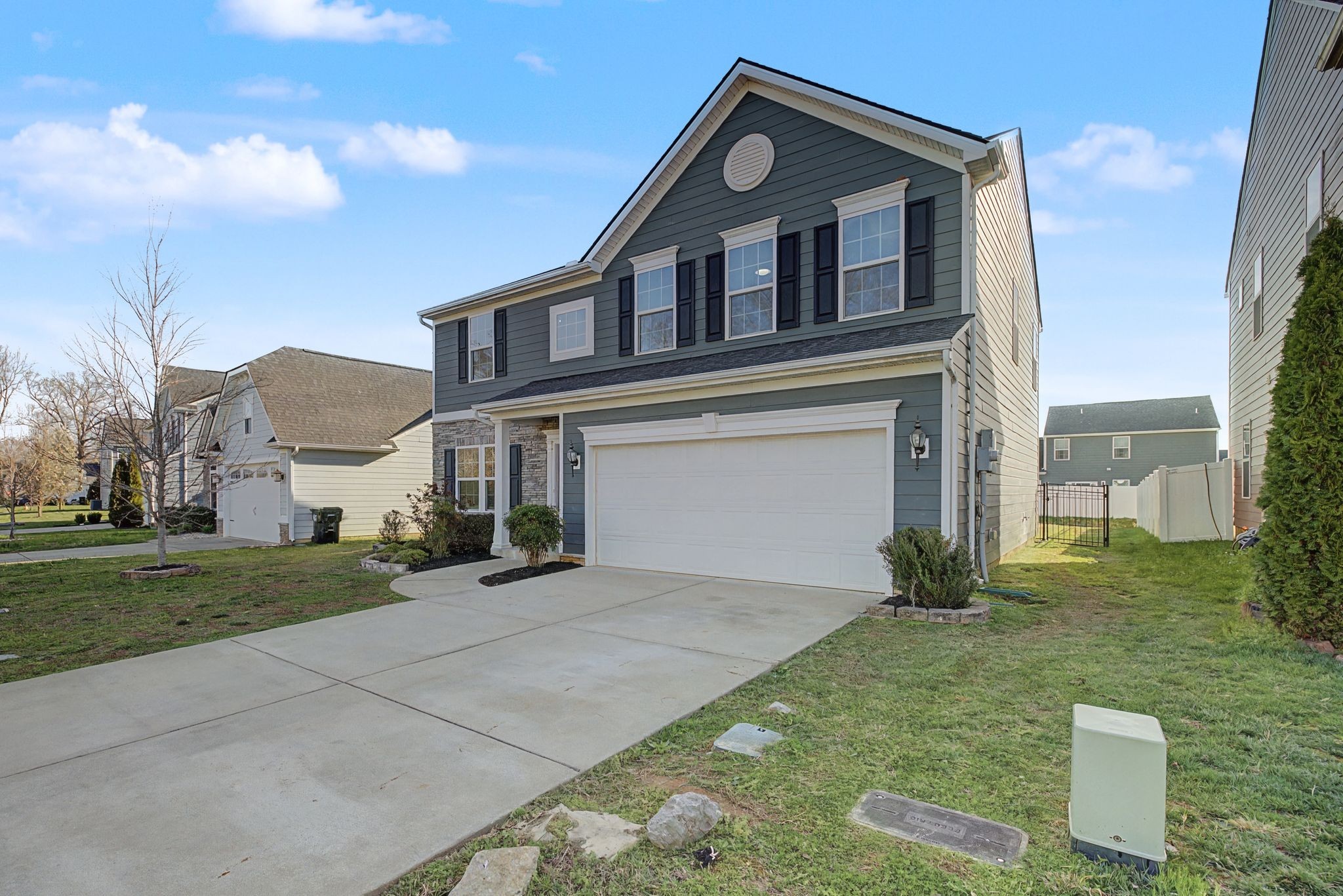 2815 Leatherwood Dr