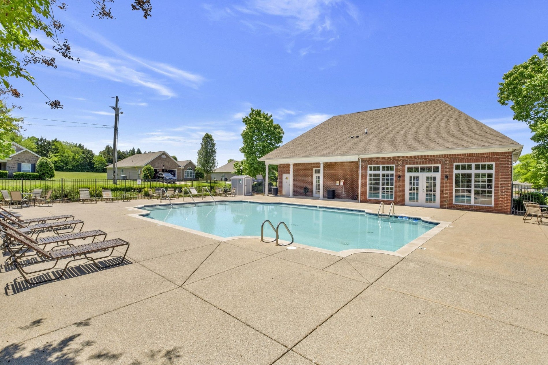 1472 Standish Dr