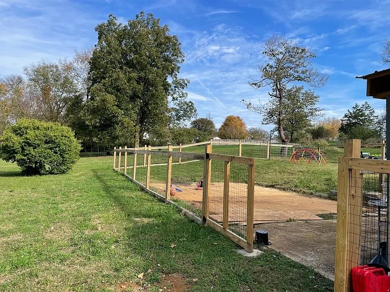 Columbia, Tennessee 38401, United States, 2 Bedrooms Bedrooms, ,1 BathroomBathrooms,Residential,Active,105793