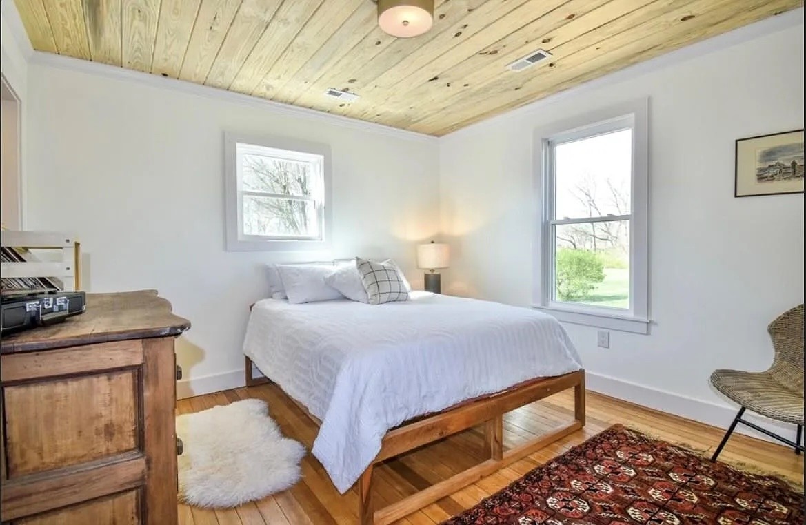 Columbia, Tennessee 38401, United States, 2 Bedrooms Bedrooms, ,1 BathroomBathrooms,Residential,Active,105793