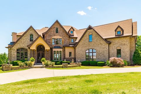 4047 Ironwood Dr Greenbrier TN 37073