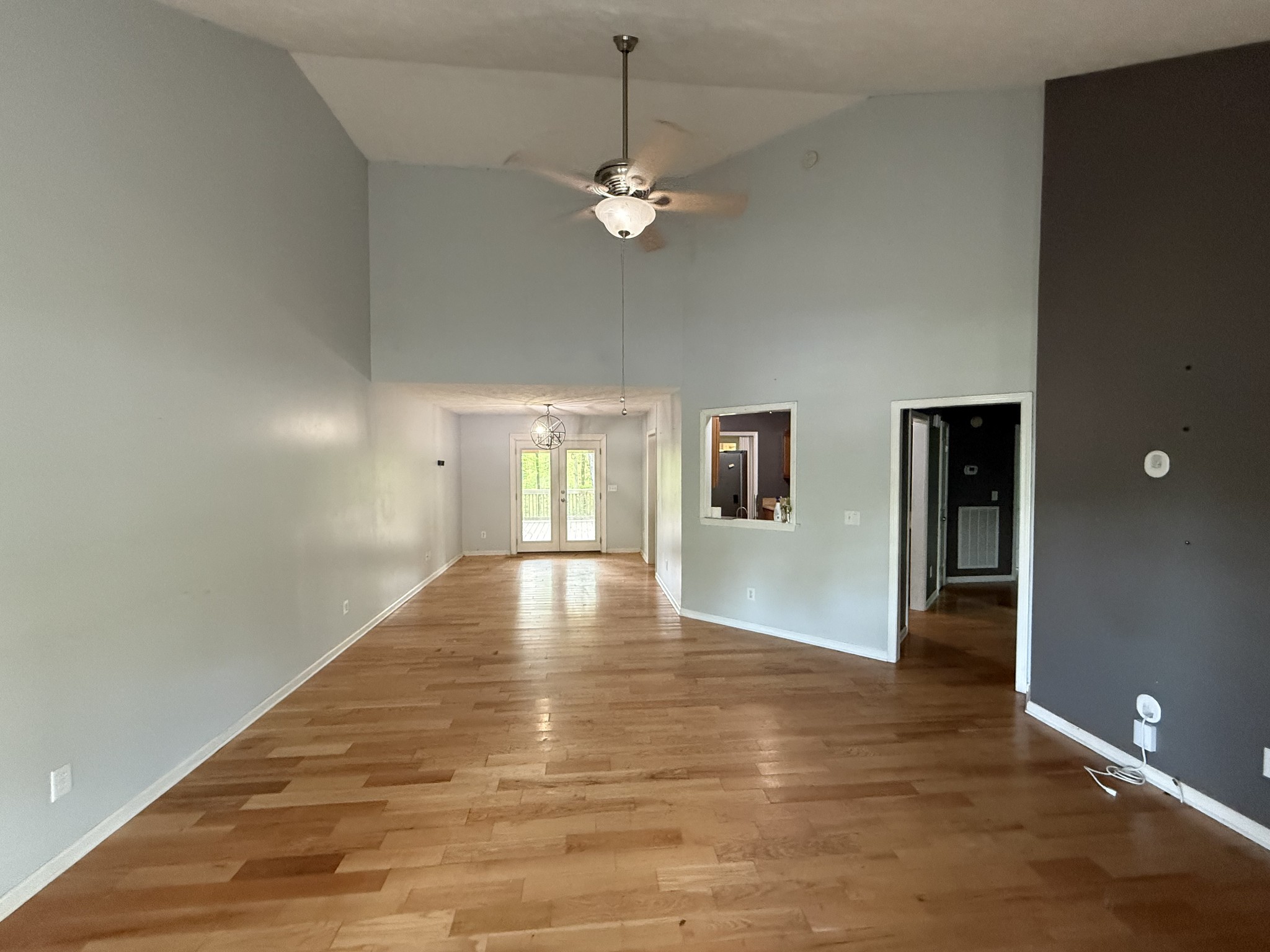 608 Evening Shade Dr S