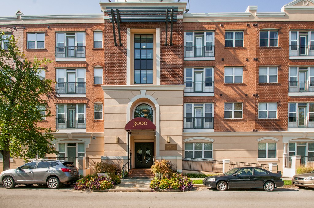 3000 Vanderbilt Pl 231
