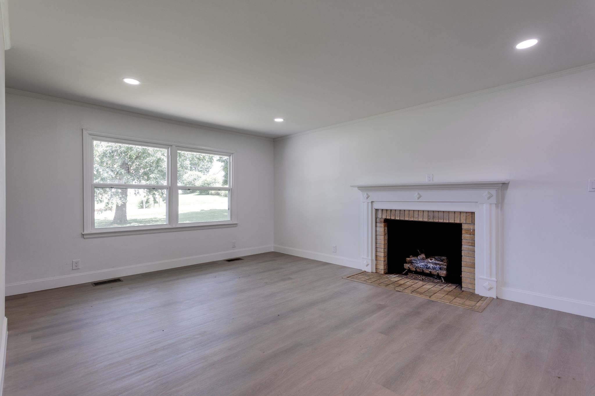 210 Porter Cir