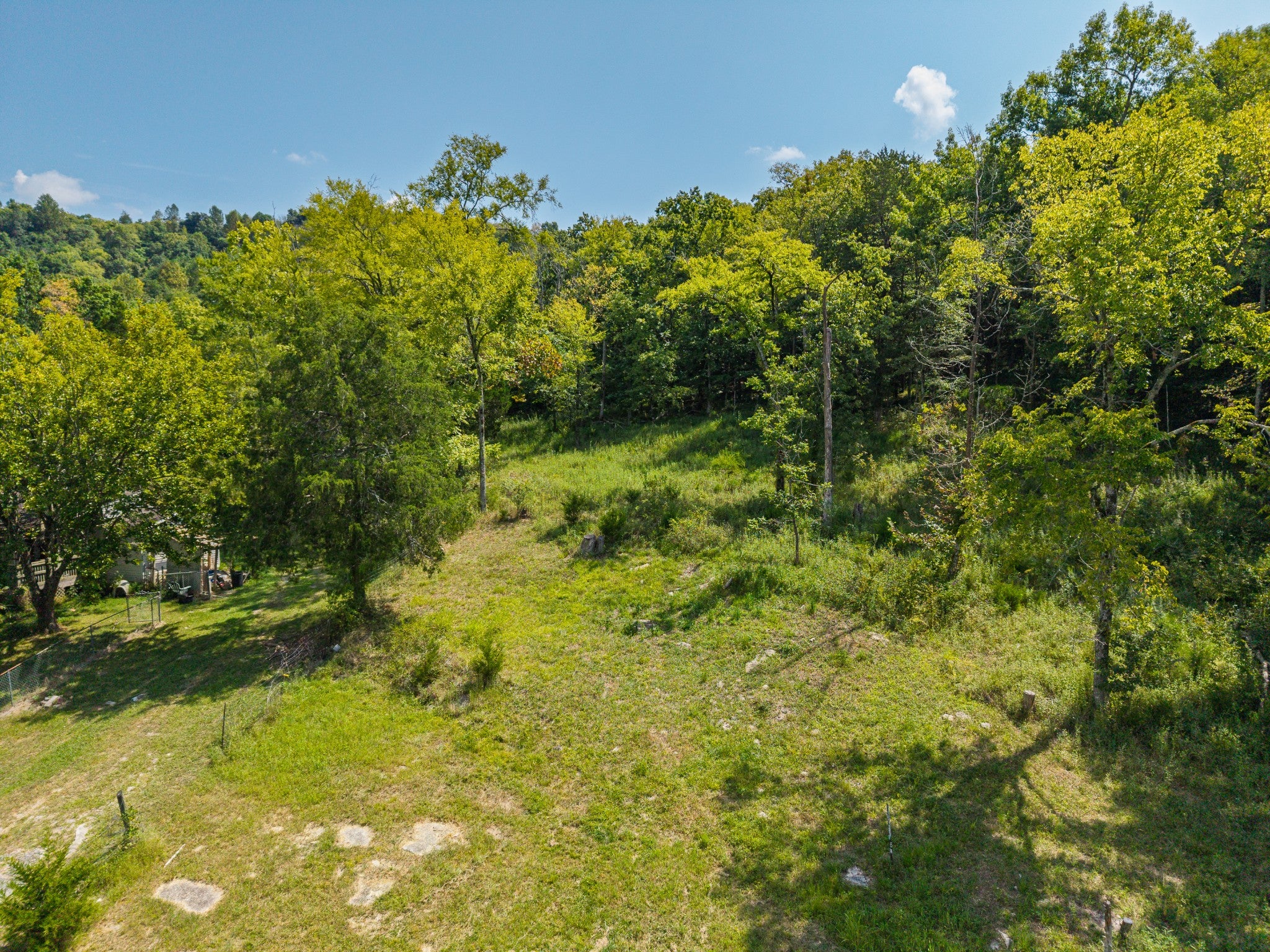 207 Wells Hollow Rd