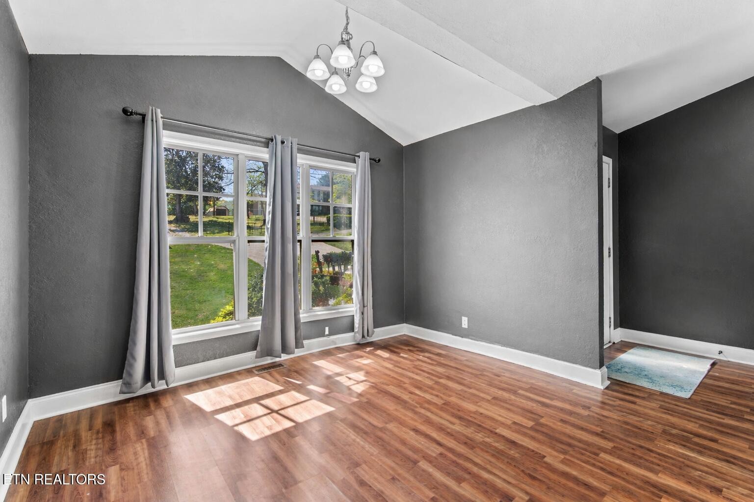 172 Mountain View Rd