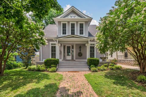 825 Acklen Ave Nashville TN 37203