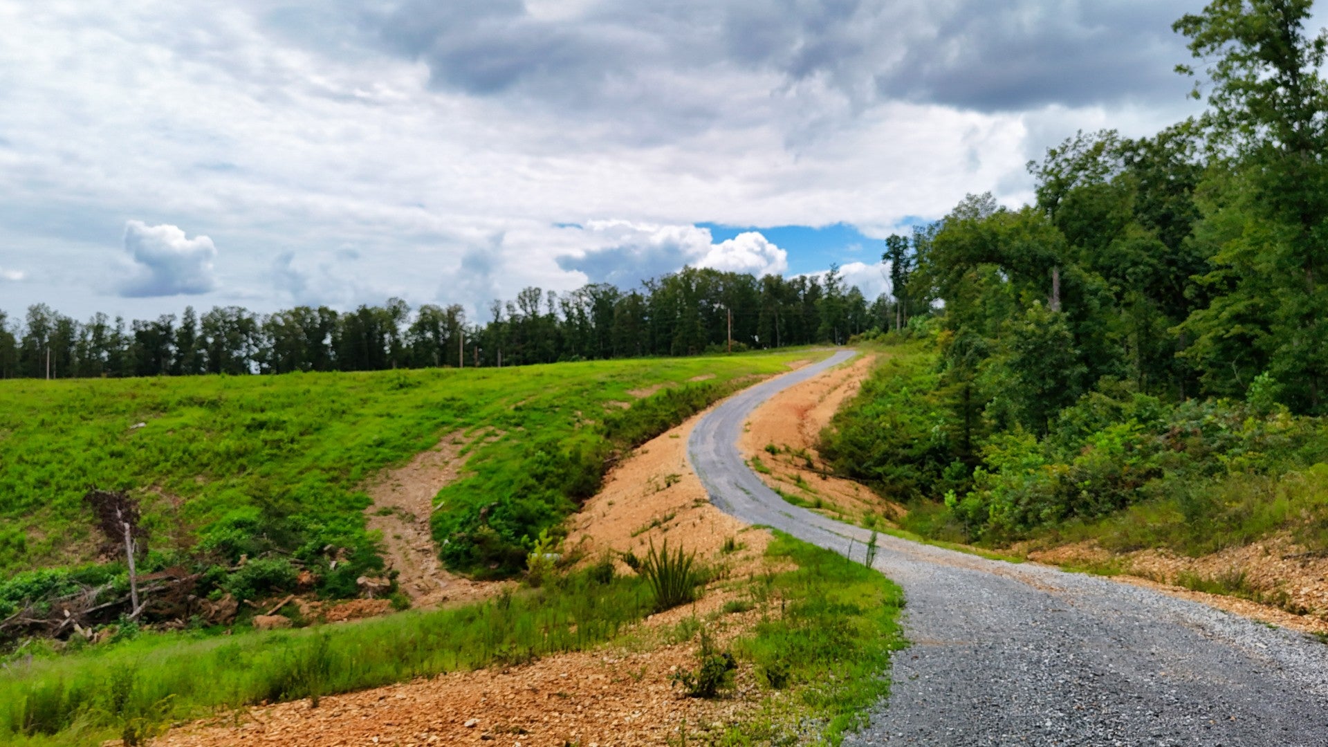 1 Bell Hollow Rd
