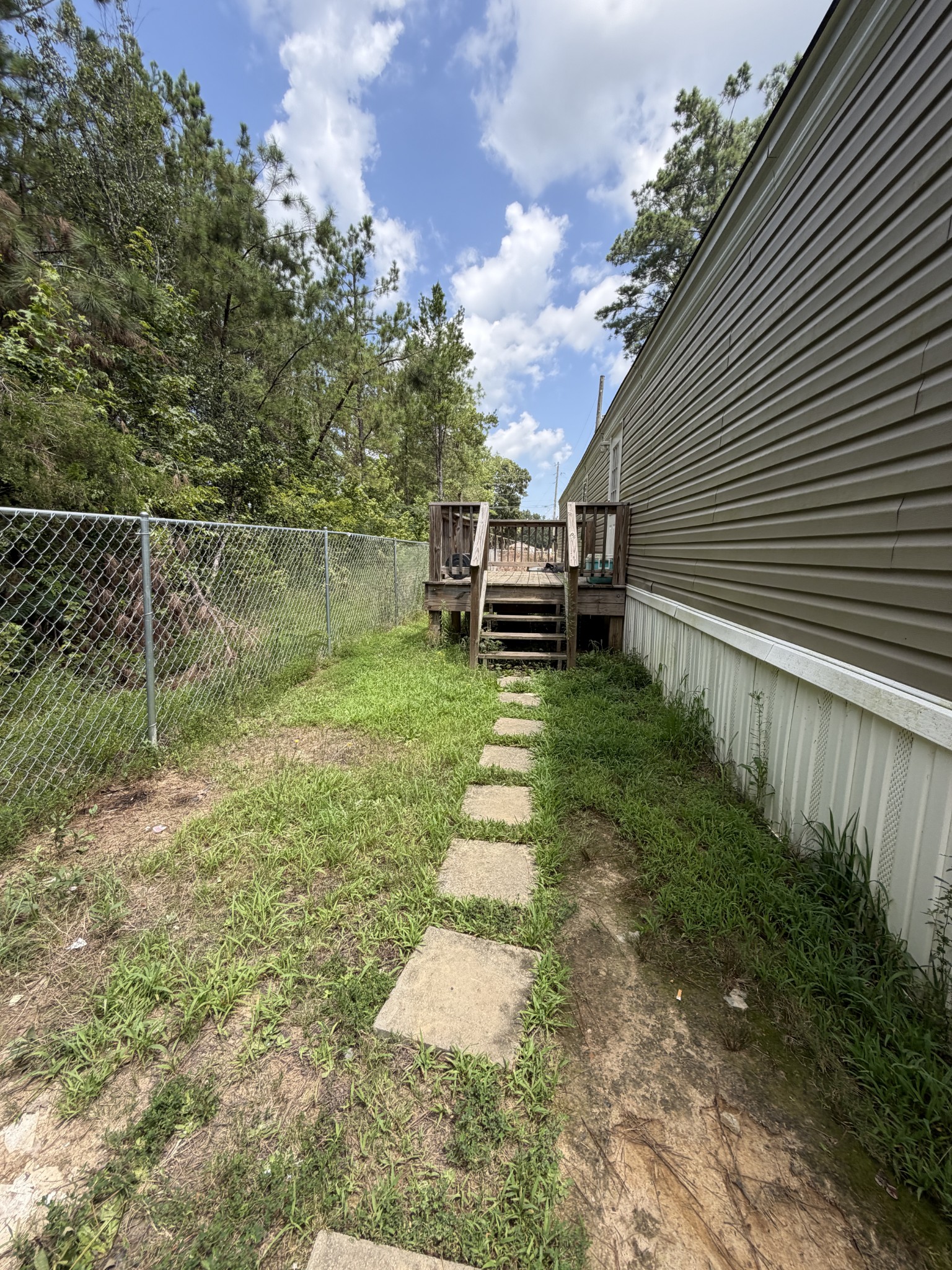 3370 Clifton Rd