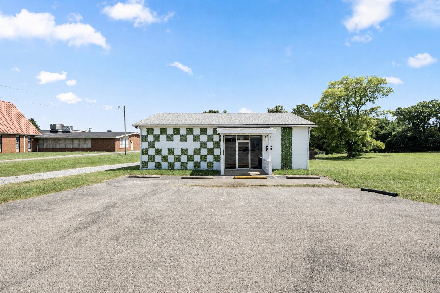 1313 Fort Campbell Blvd