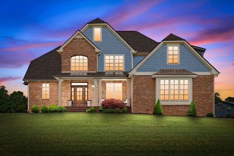 1005 Felts Dr Clarksville TN 37043