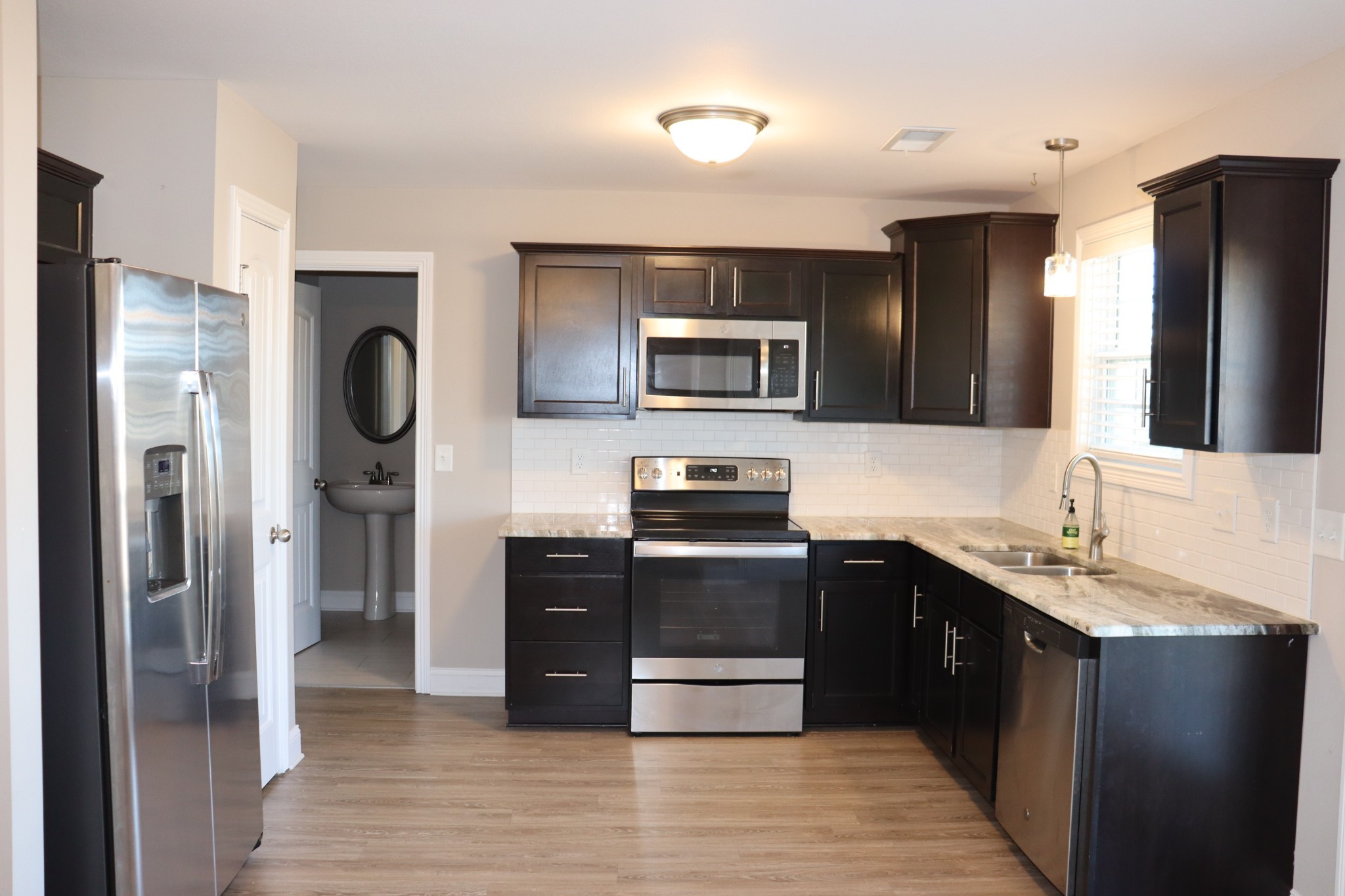 1093 Charles Thomas Dr