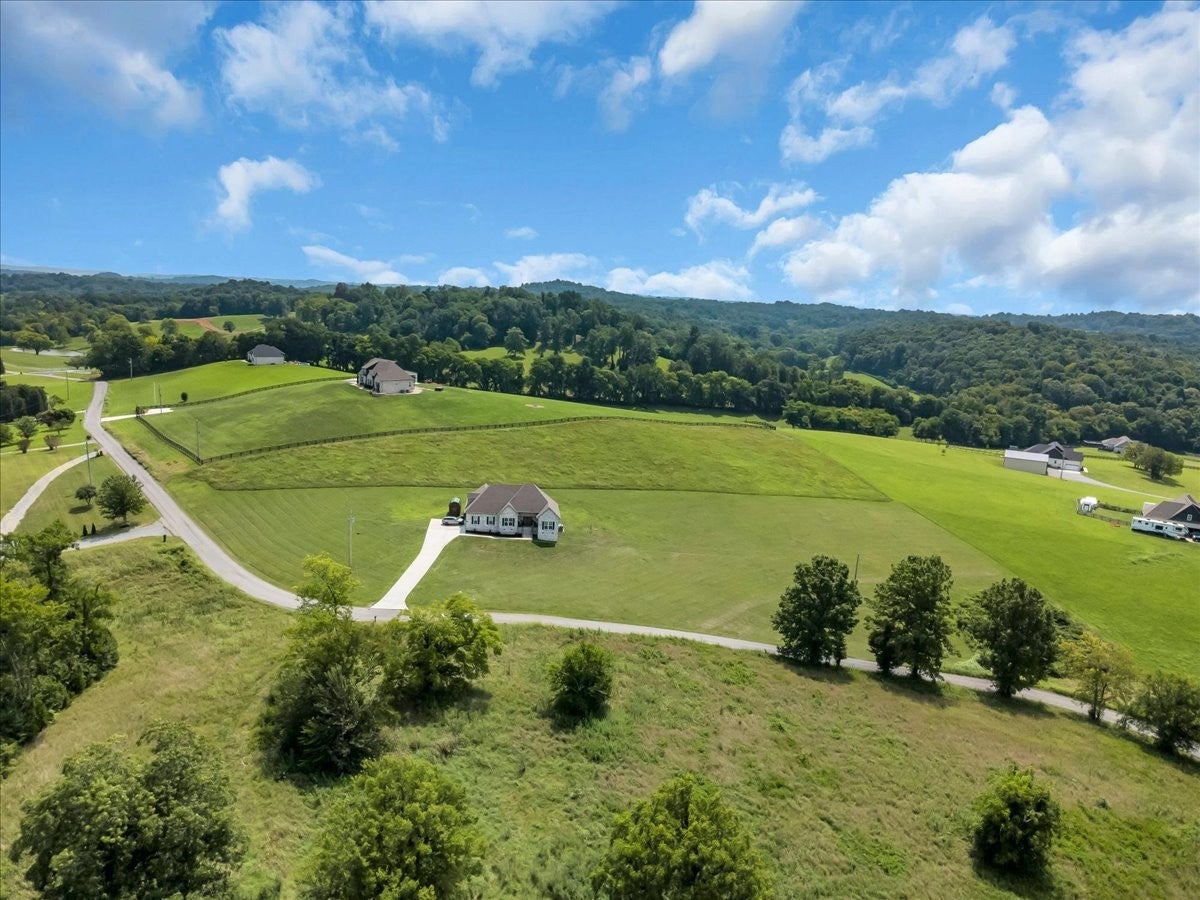 1301 Whiteside Hill Rd