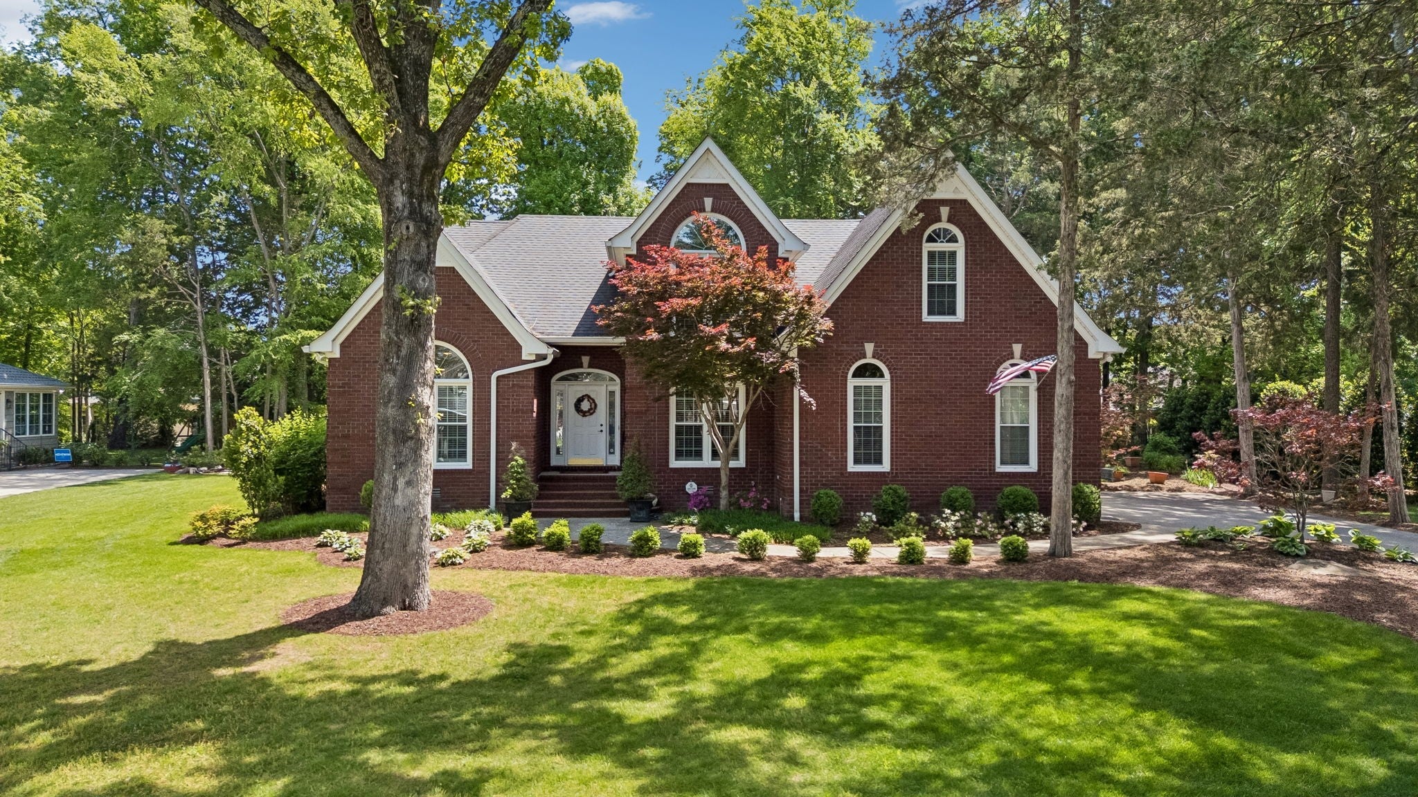 2230 Northwoods Dr