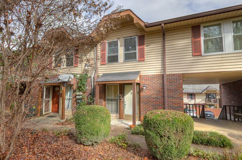 500 Paragon Mills Rd D5 Nashville TN 37211