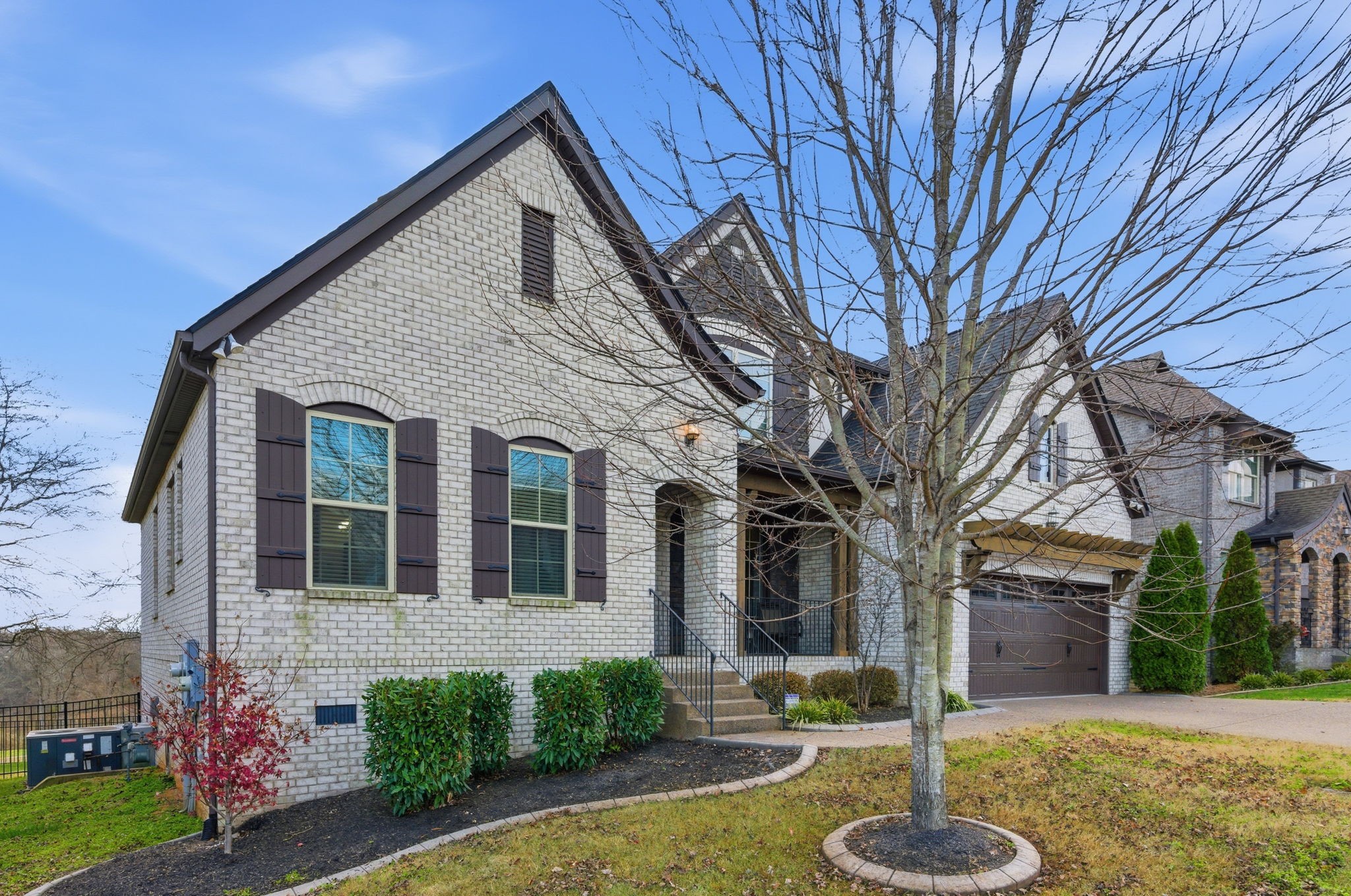 5177 Mountainbrook Cir