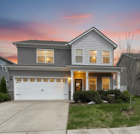 407 Wind Dance Dr Lebanon TN 37087