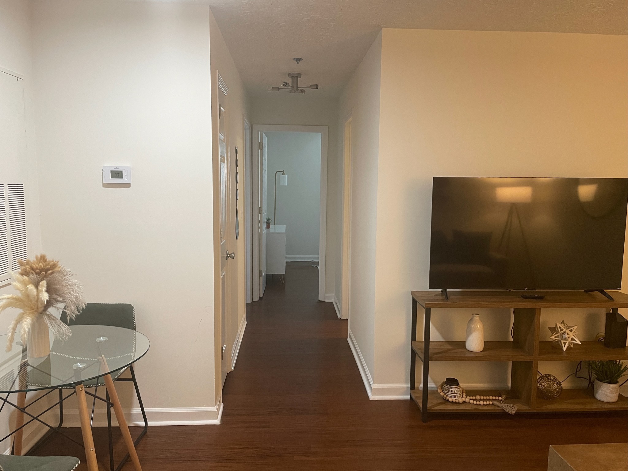 1808 State St 211