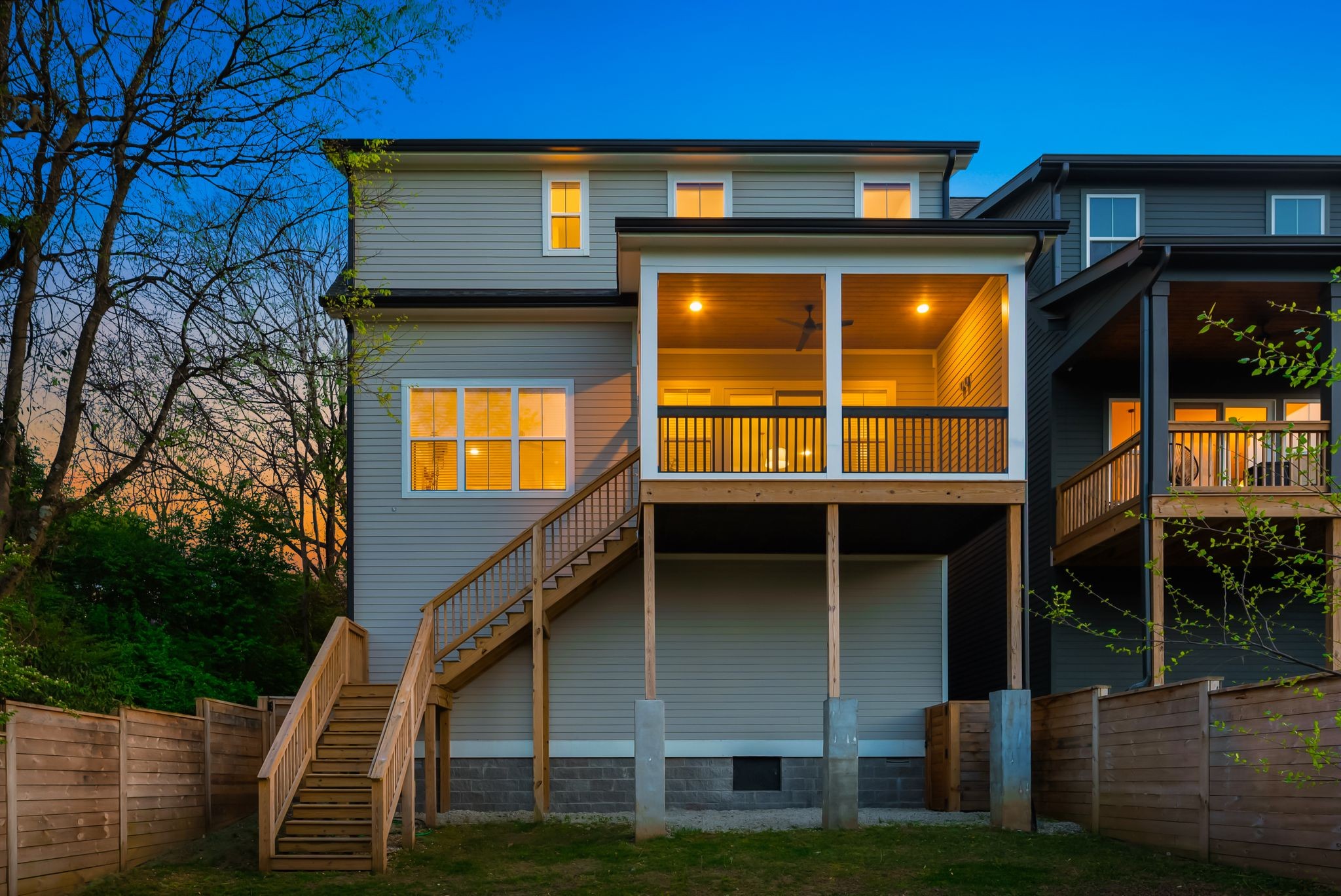 546 Whispering Hills Dr