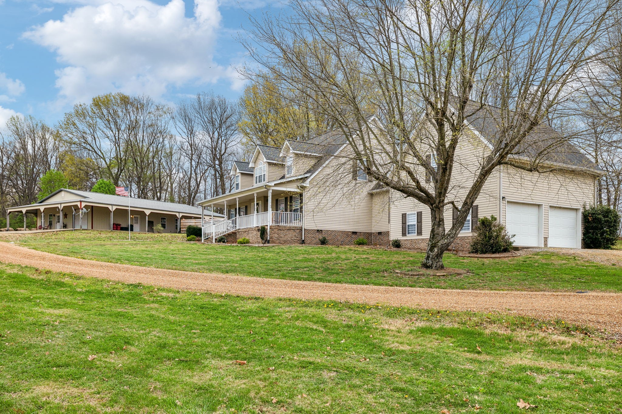814 Denning Ford Rd