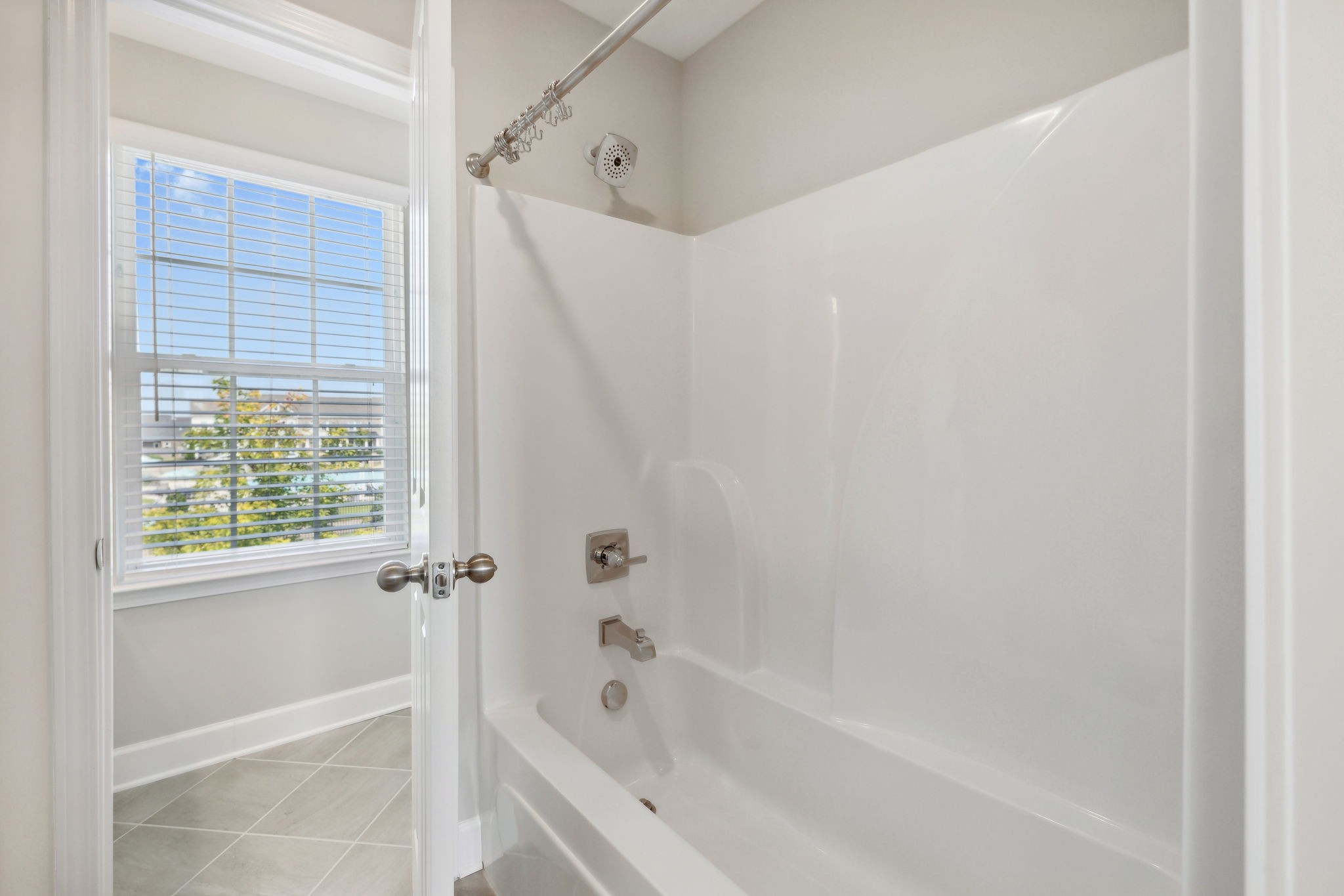 Photo 30 of 36 of 1000 Carraway Ln townhome