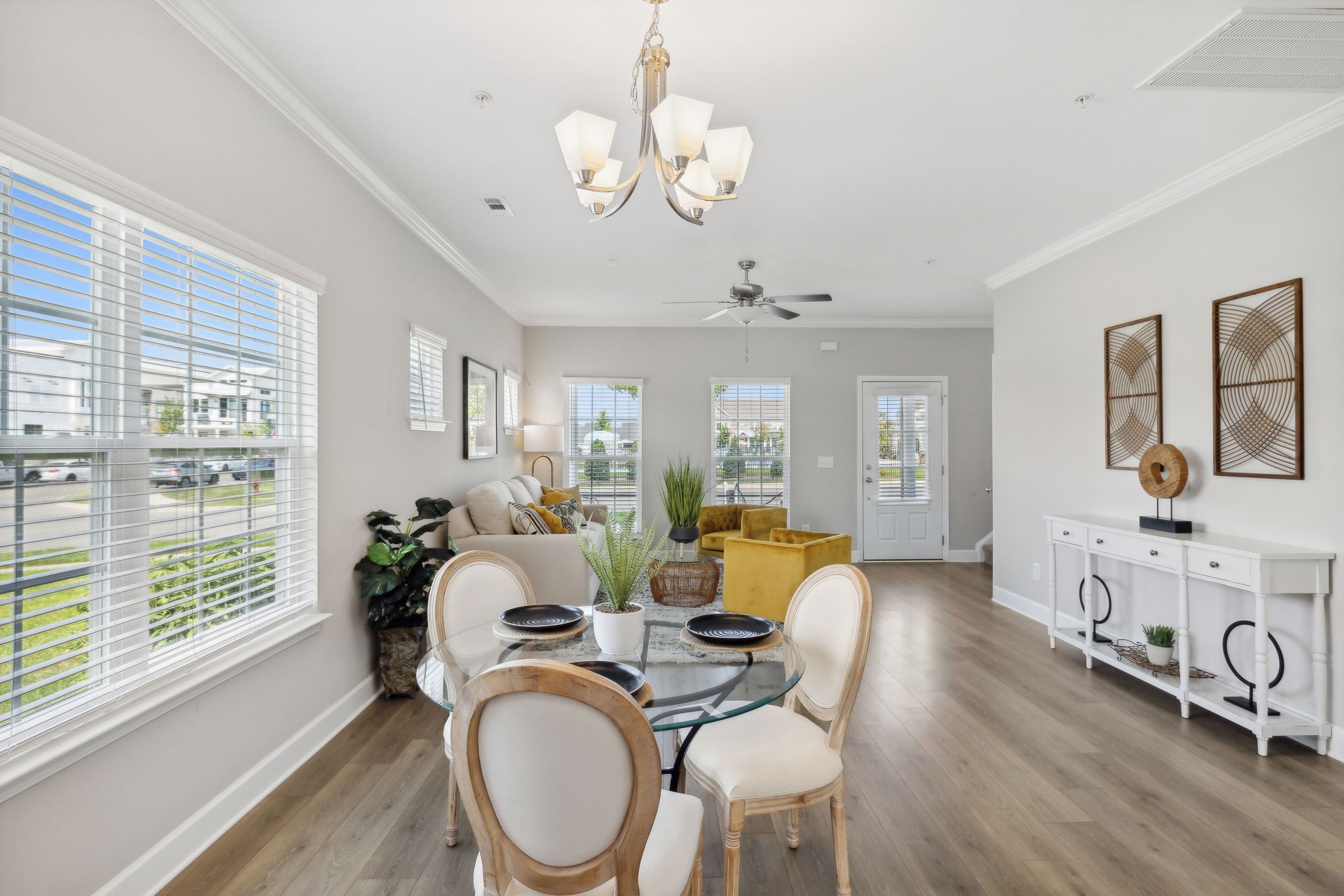 Photo 11 of 36 of 1000 Carraway Ln townhome