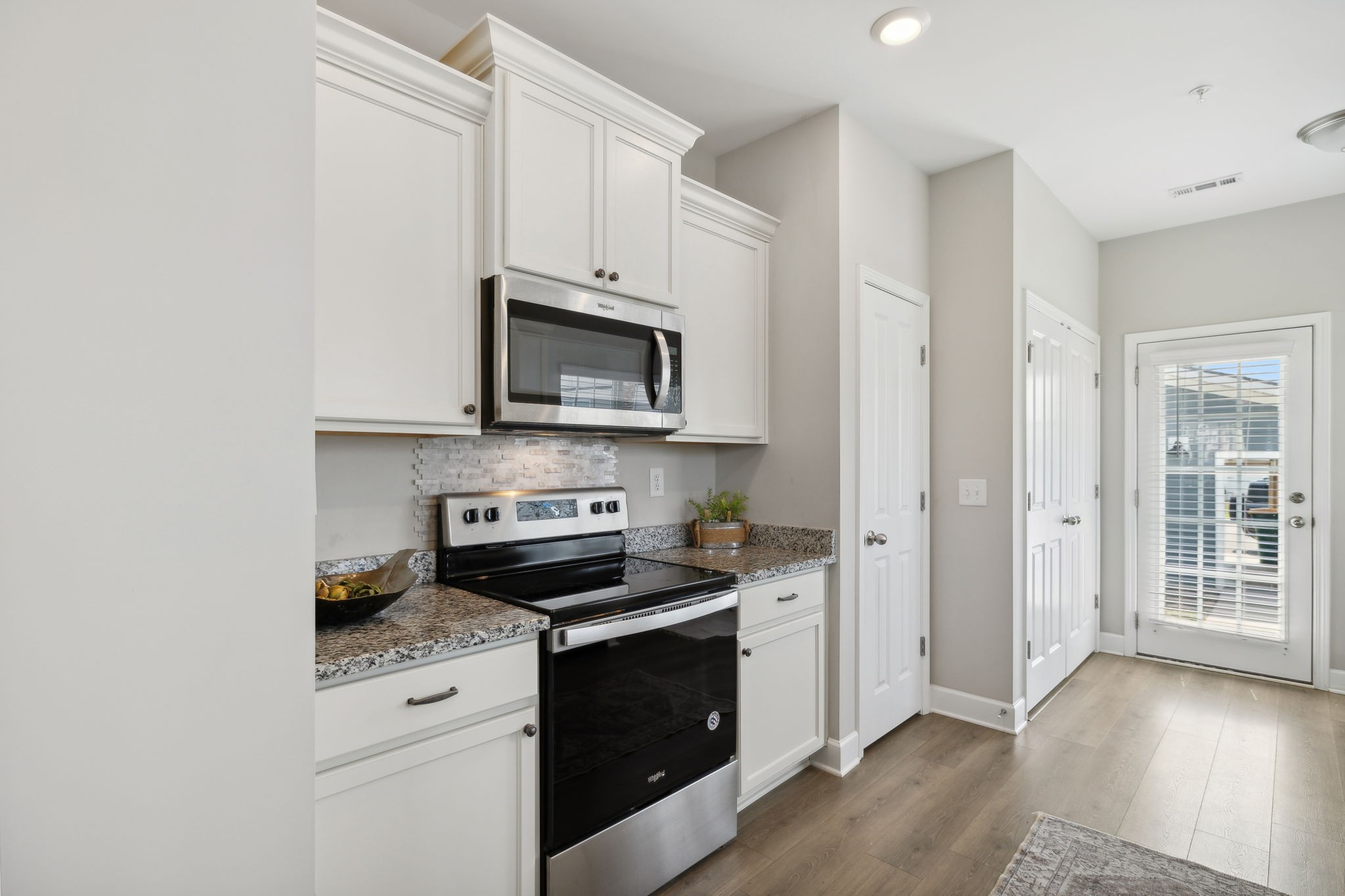 Photo 15 of 36 of 1000 Carraway Ln townhome