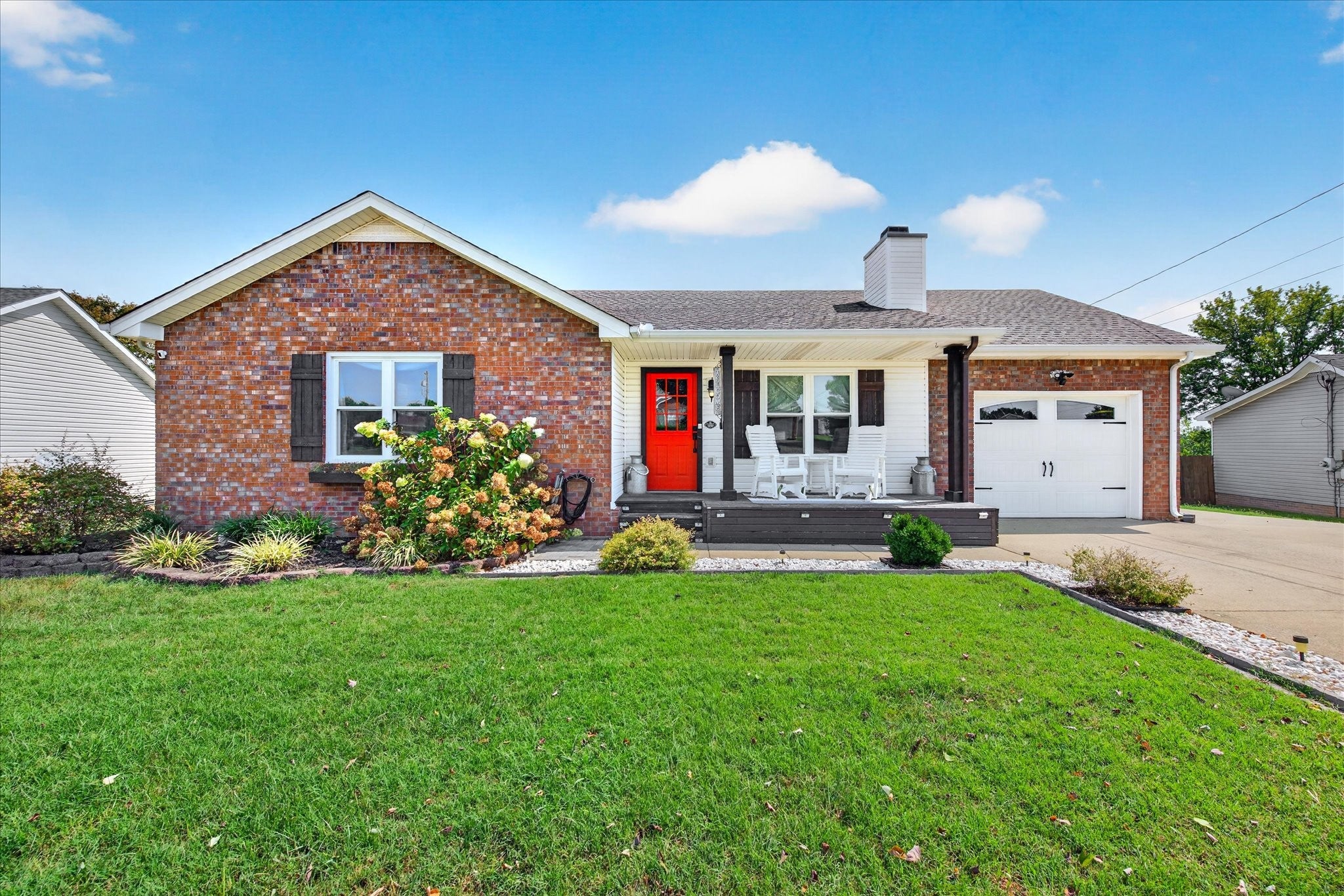 1318 Meredith Way