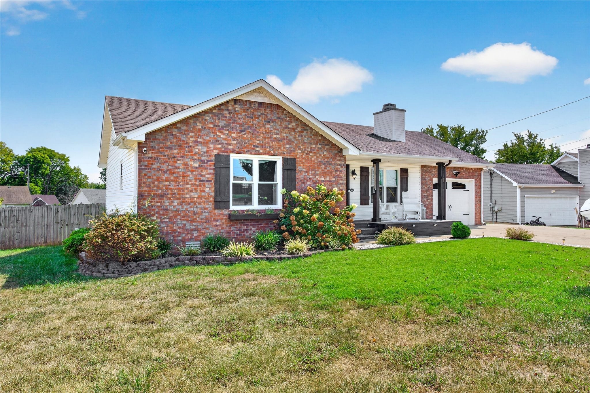 1318 Meredith Way