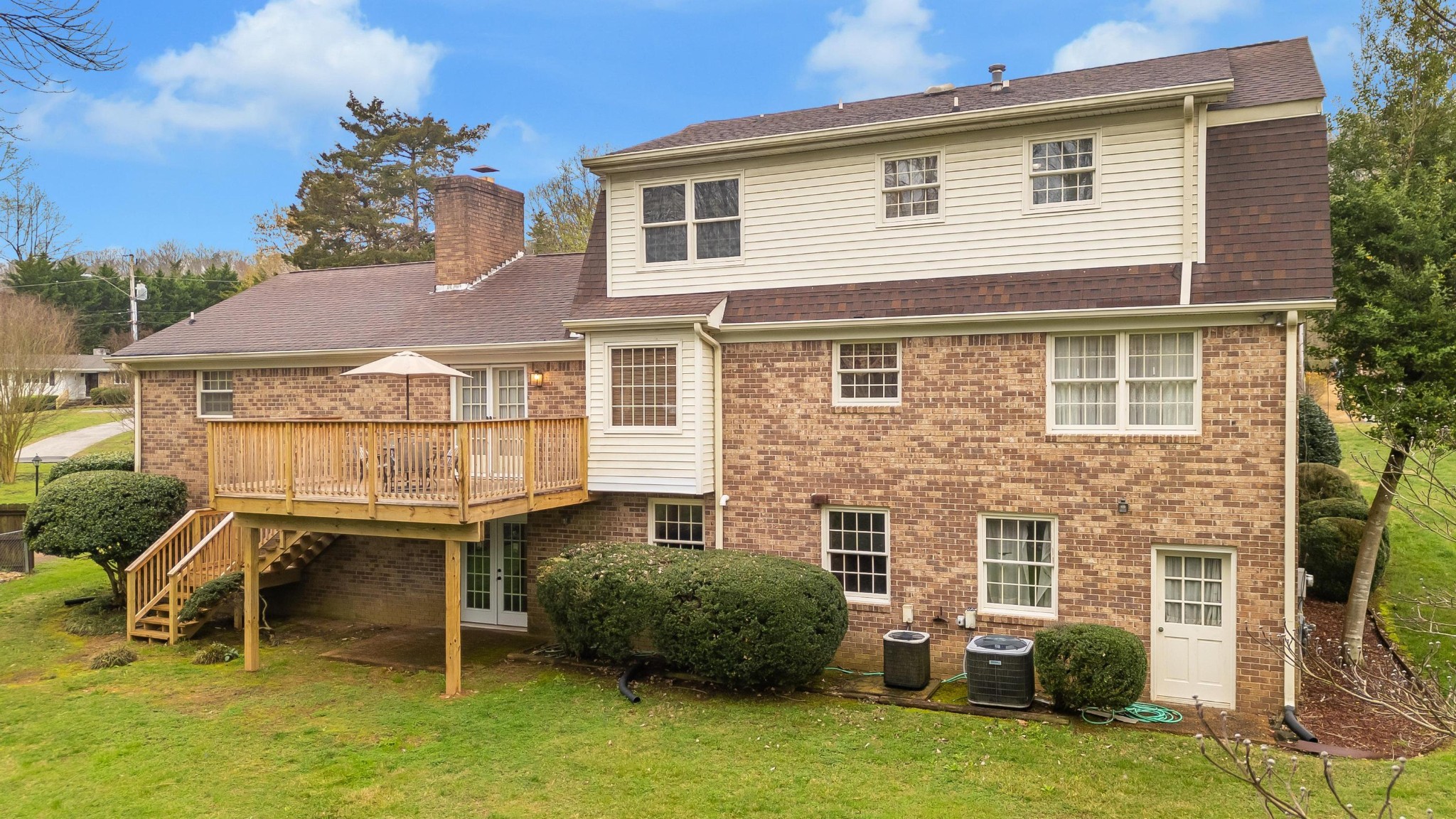 1518 Everhart Drive NW