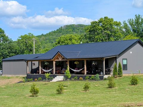 413 Defeated Creek HWY Carthage TN 37030