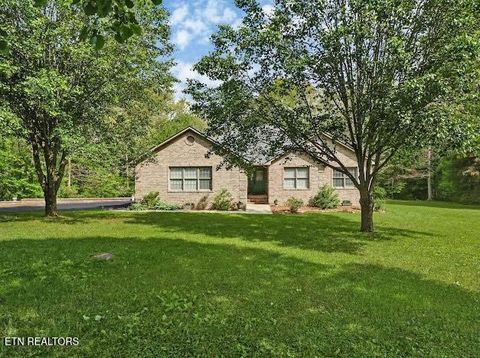55 Rocky Lane Crossville TN 38571