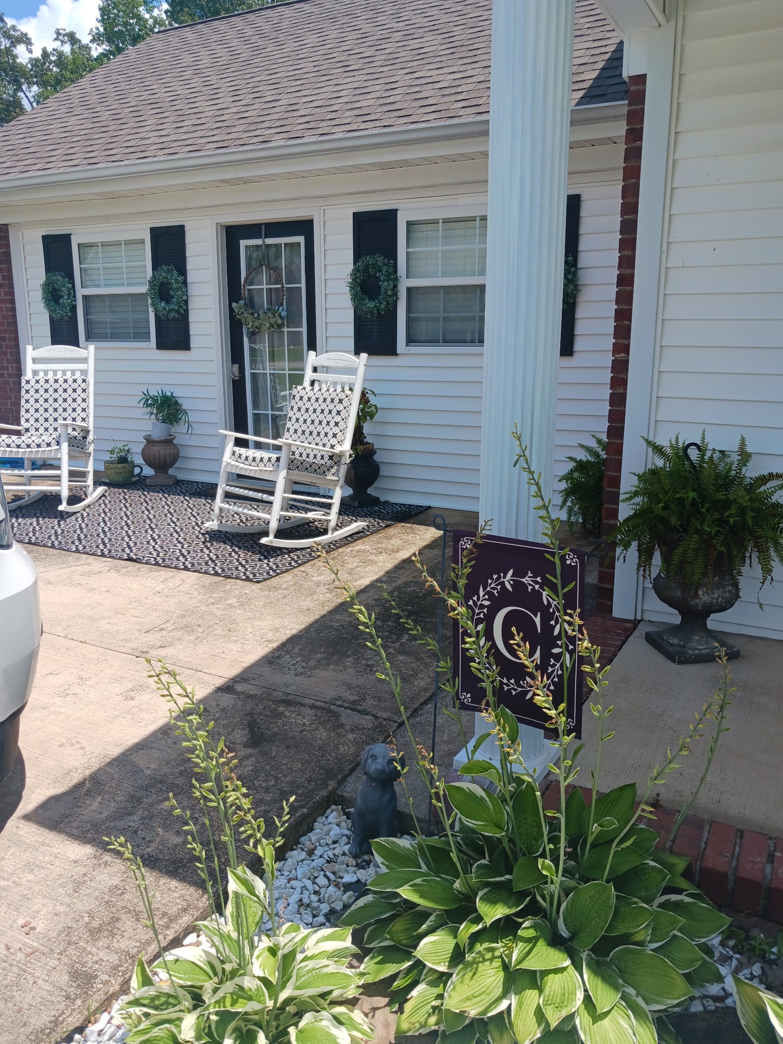 114 Laveta Ln